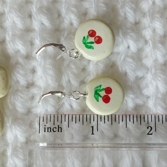 Red Bow and Cherry Handmade Crochet Knitting Stitch Markers Progress Keepers Set - Picture 7 of 9